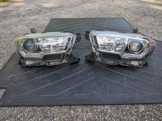 2019 Toyota Tacoma Sport Headlights
