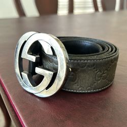 Grey Gucci Belt 
