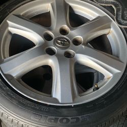 Rines Para Toyota Canary Con Tuercas Orijinales Buenas Condiciones $ 300 Todo