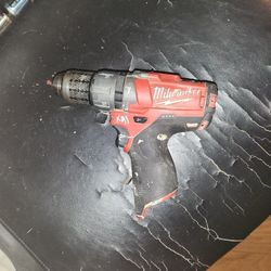 Milwaukee M12 Drill