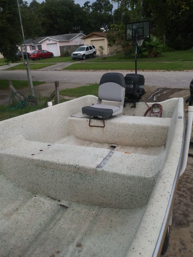 14ft Johnsen fiberglass skiff/Jon Boat with 20hp merc for Sale in