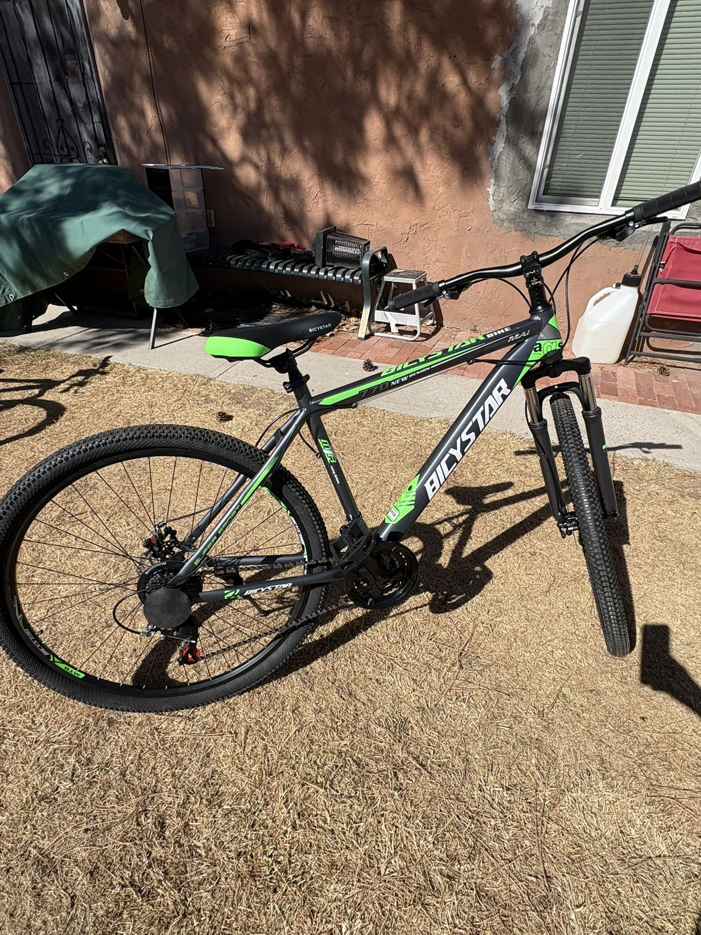 Brand New 29* Mountain Bike 7 Speed Green