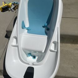 4 Moms Infant Tub