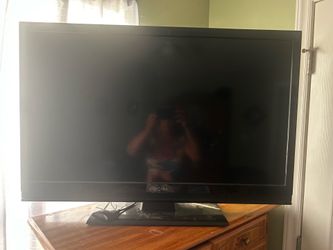 Flatscreen TV- Insignia - 42 inch barely used.