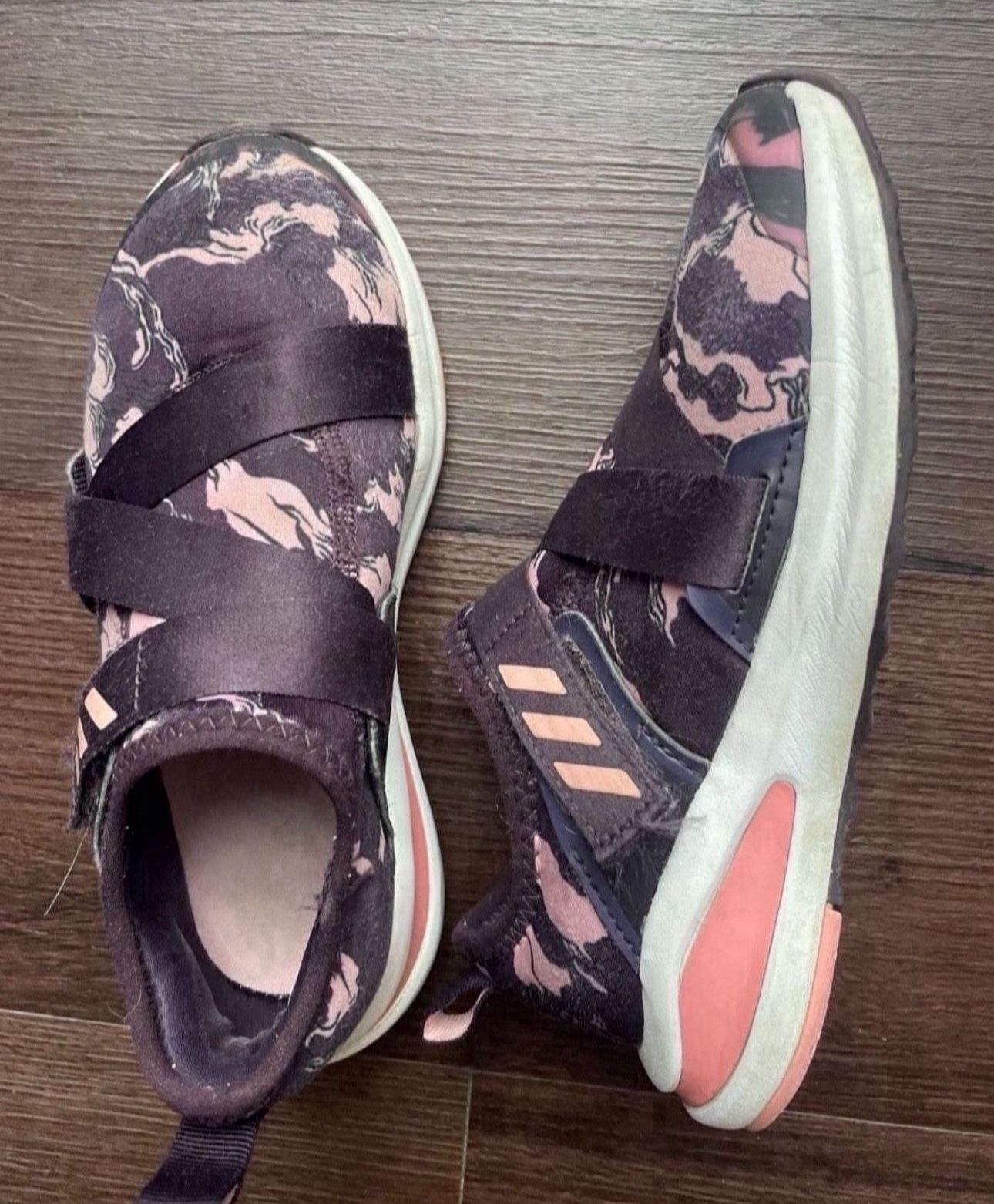 Kids Sneakers, Size 1