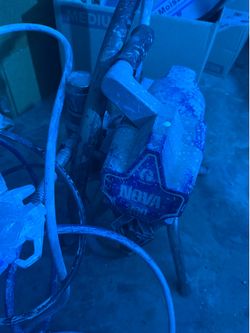Graco Nova 390 PC airless paint sprayer