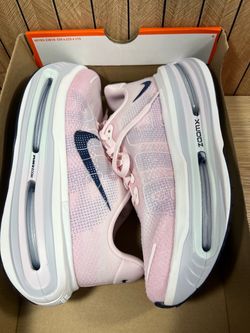 Nike Vomero premium pink
