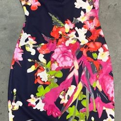 Vince Camuto Dresses  Vince Camuto Floral Dress Size 2