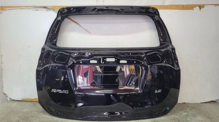 2016 2017 2018 TOYOTA RAV4 REAR LIFTGATE TAILGATE SHELL OEM 67005-0R210