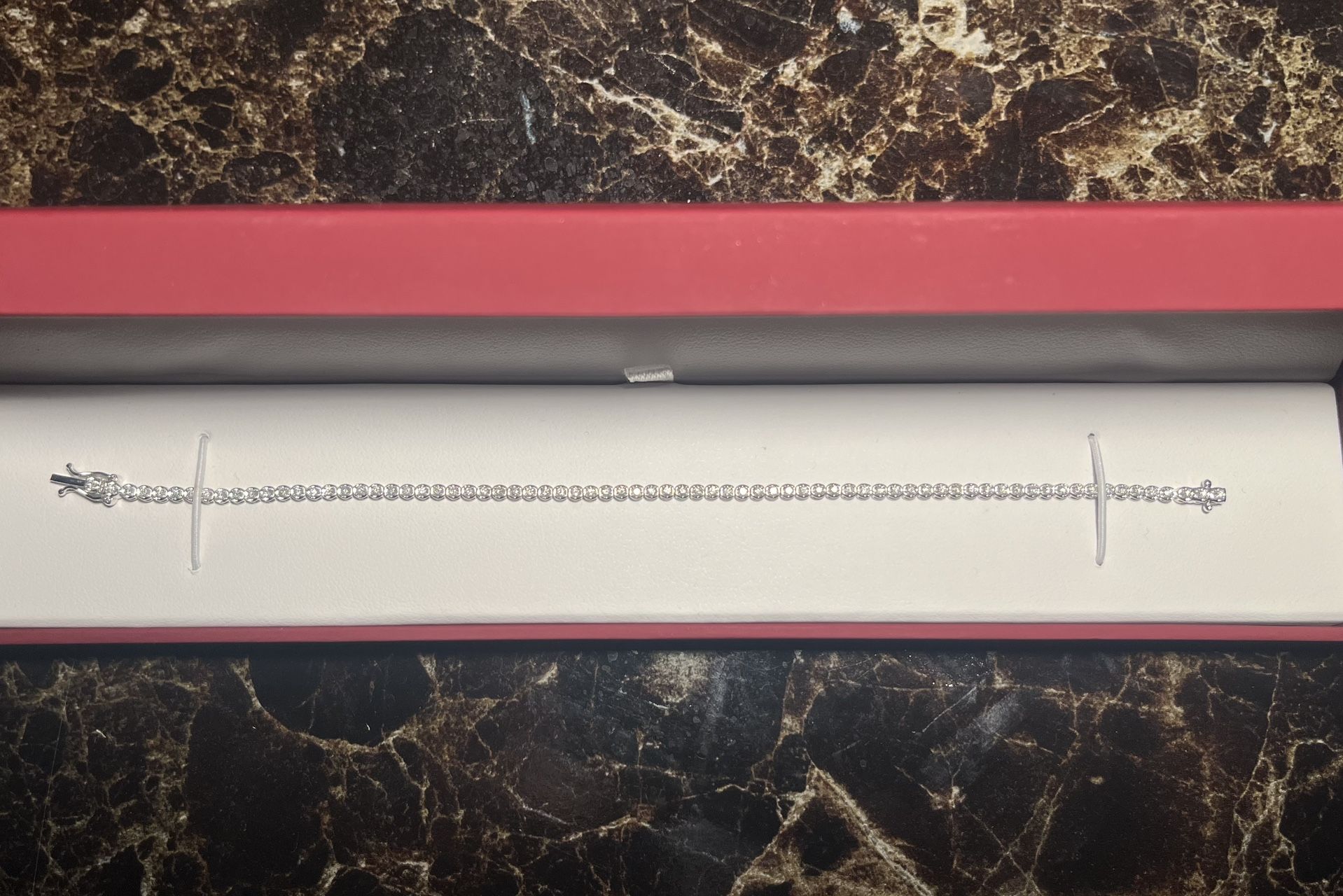 10k White Gold 3/4k Diamond Tennis Bracelet