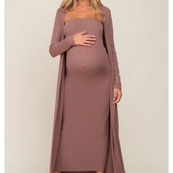 Pinkblush Maternity Dress / Maternity Set (Size Medium)