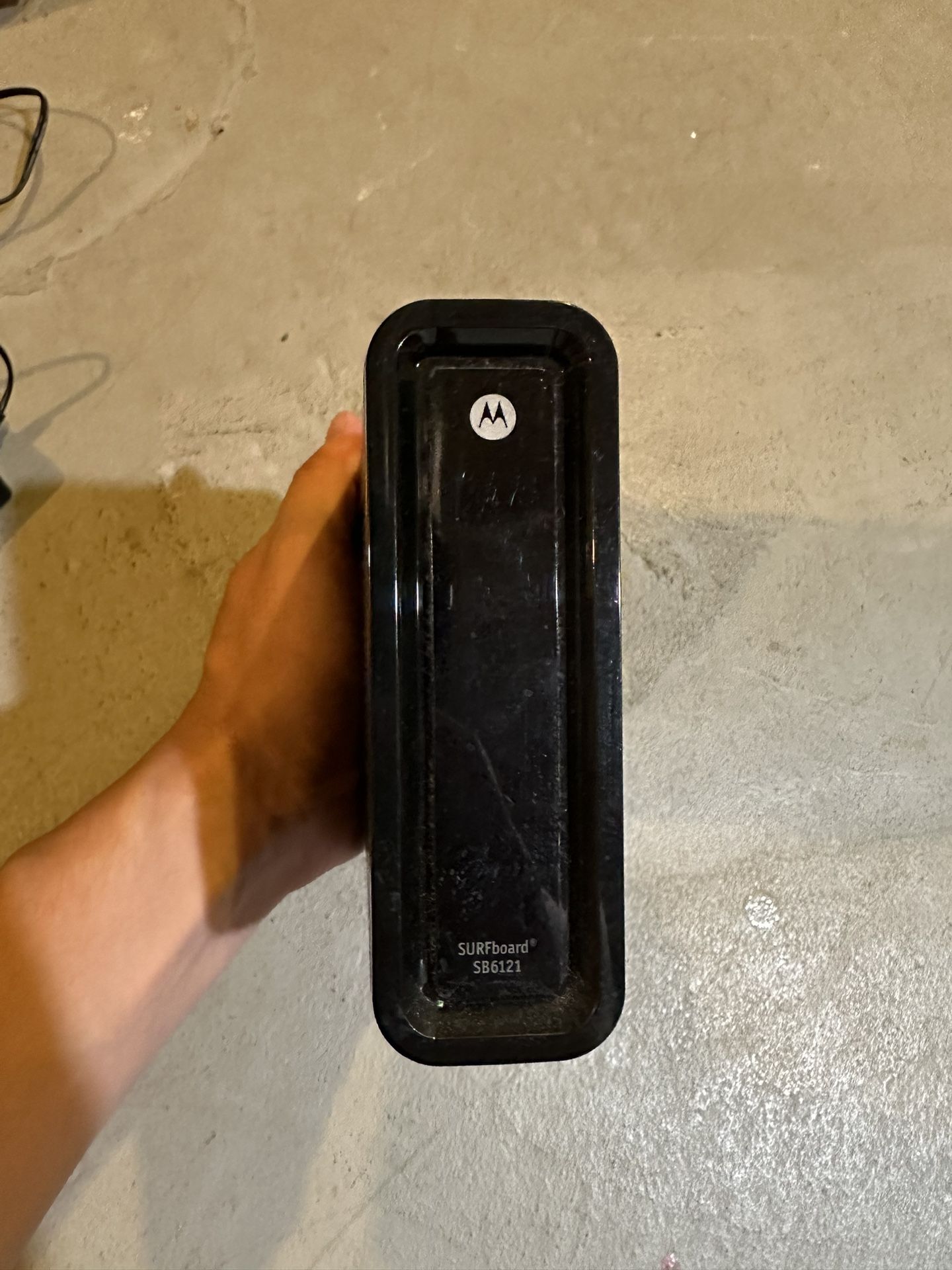 Surfboard SB6121 Internet Modem