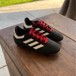 Adidas Soccer Shoes For Kids (size 13k)