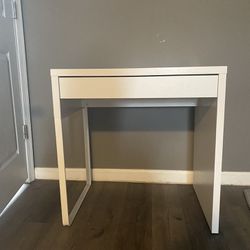 White Desk With Drawer