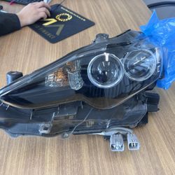 Headlights Is350 Is 250 Driver side Original 