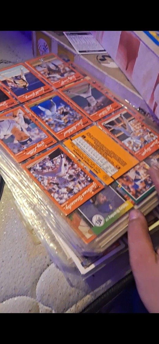 4,000+ Baseball Cards 