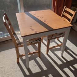 
Table + 2 Chairs + Protective Cover 