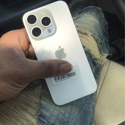 iPhone 15 Pro 128 GB