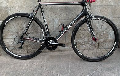 Felt F5 Road Bike 2011 With Chris King Hubs.