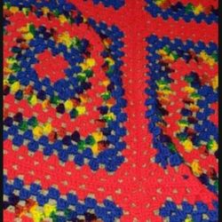 💞CROTCHET BLANKET. 78 in X  75 inches crochet blanket