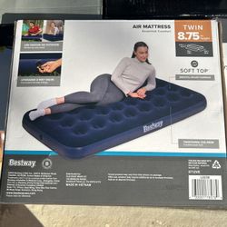 Air Mattress 