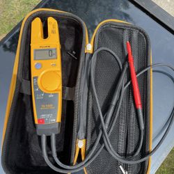 FLUKE T5-1000 Multimeter w/HARD CASE