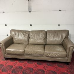 2 Piece Leather Couch Set 