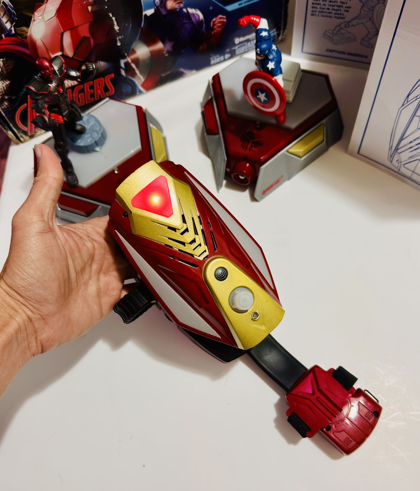 Disney Playmation Marvel Avengers Starter Pack COMPLETE & WORKING
