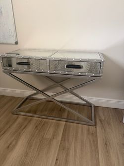 Glam table