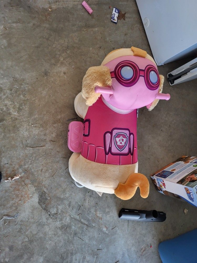 Ride On Skye From Paw Patrol Charger Included