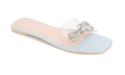 Women’s flats