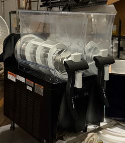 Commercial Dual slushy machine