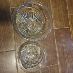 2 Vintage glass bowls 1 large 1 medium