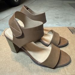 Brown open toe heels shoes size 7.5