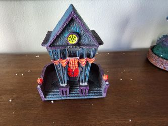 Tim Burton Town Hall