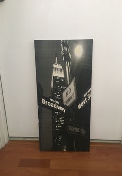 Black and white wall decor