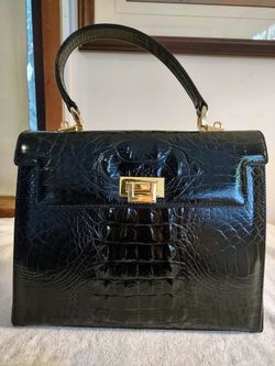 Vintage leather handbag