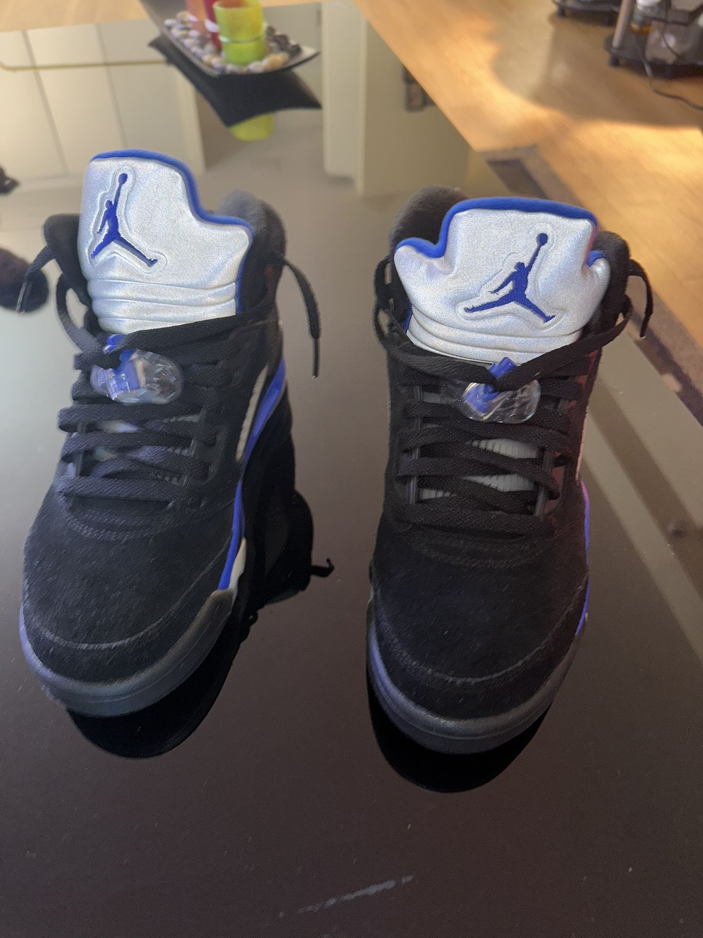 Size 7 1/2 Jordan
