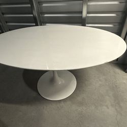 Mid Century Modern Table 60”x35”