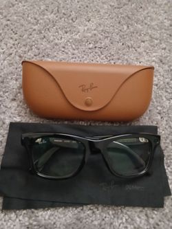 Ray-ban Meta glasses transitions Lens