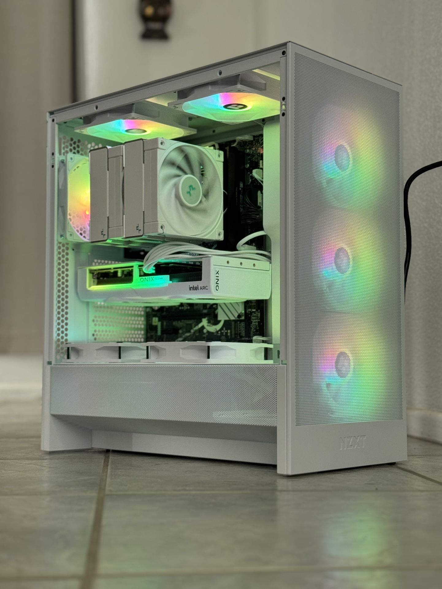 BLACK FRIDAY DEALS!! White Gaming PC | i5-14600K + Intel Arc B580 + 32GB DDR5 + 2TB NVMe | 200+ FPS on Fortnite | $949 