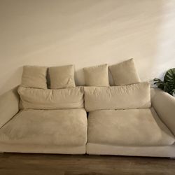 A comfortable used 4 seat Sofa 