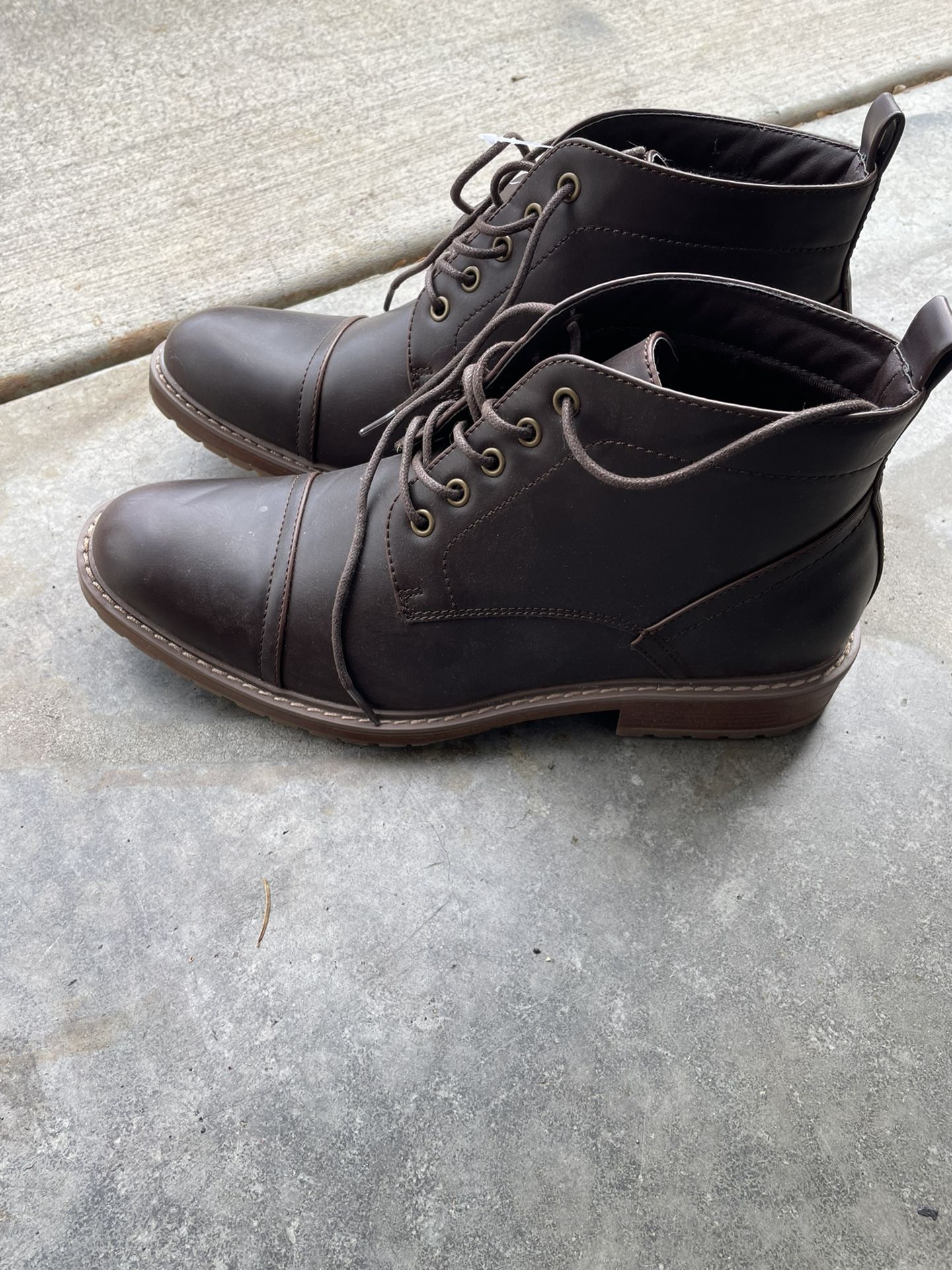 Perri Ellis Manning Boots