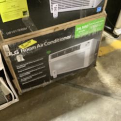 LG Electronics 24,500 BTU Smart (Wi-Fi) Window Air Conditioner with Remote ENERGY STAR in White