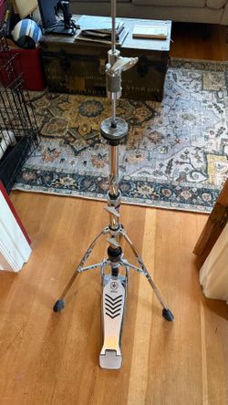 Yamaha hi hat stand, like new