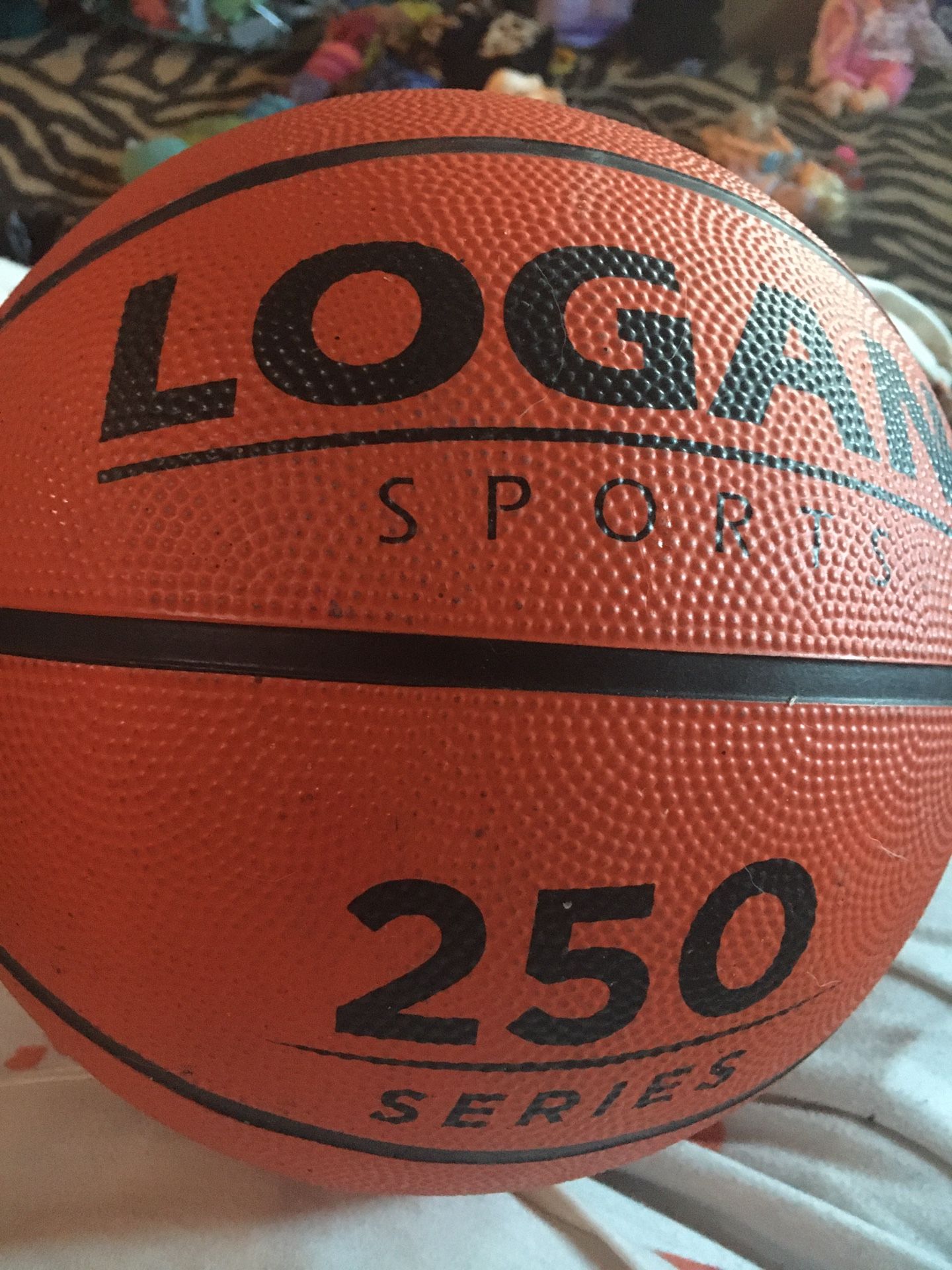 Logan Sports Basketball Ball