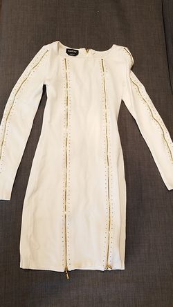 BEBE WHITE DRESS - XS - WITH ZIPPERS - BRAND NEW