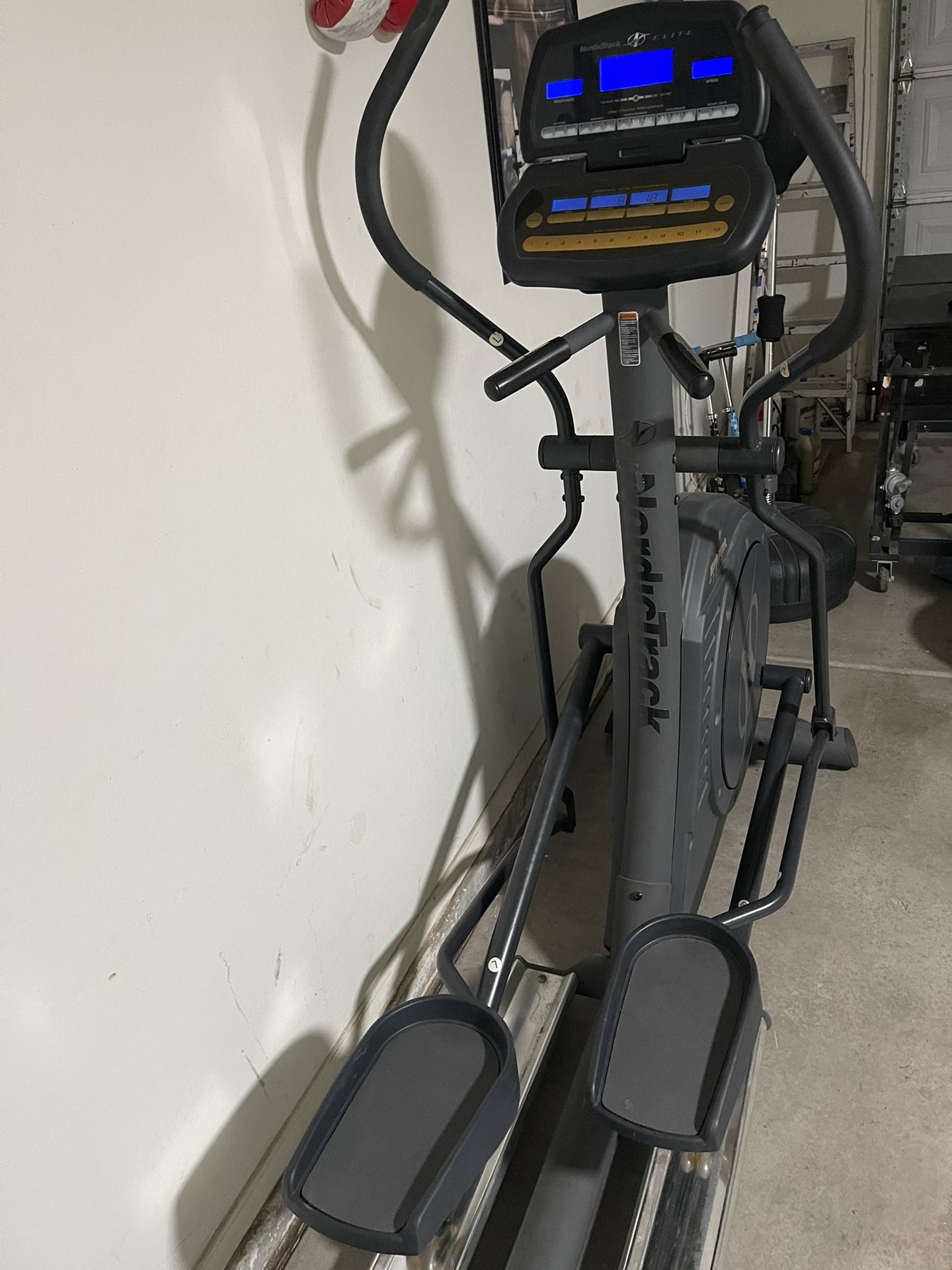 Exercise Machine- Maquina De Ejercisio