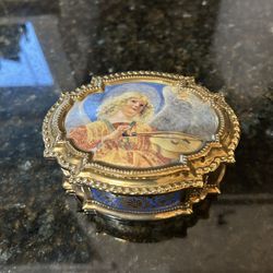 Franklin Mint Angels Of The Vatican Music Box