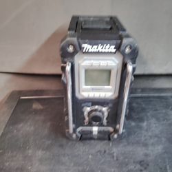 Makita Jobsite Radio !!!
